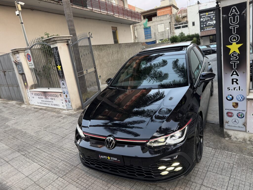 Volkswagen Golf 8 GTI 2.0 TSI